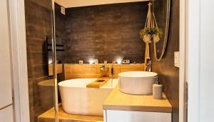 LE COQUET - Gare - Hyper centre - Parking - Wifi