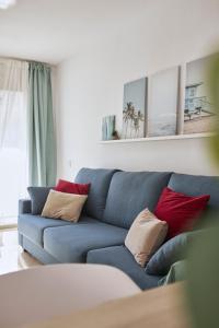 Bright Sunny Albir Beach Apartment