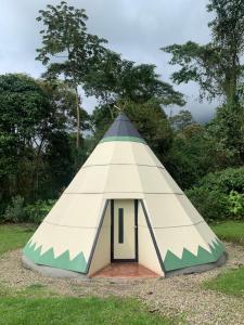 Bosque de Aventura & Glamping El Faro