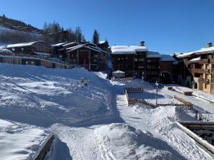 Appartements Joli 2 pieces au pied des pistes, La Plagne, avec WIFI : Appartement avec Balcon