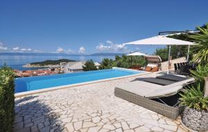 Luxury villa with heated pool, jacuzzi and sauna