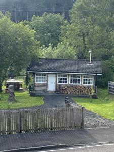 obrázek - Pine Cabin, Strathyre. A cosy escape from it all.