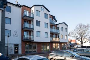 Apartament 28