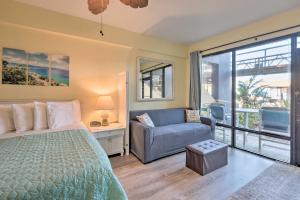 Cozy Daytona Beachfront Condo with Resort Amenities!