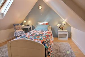 at the gite du bois damore in a quiet area 2,5km from the city - from the sea