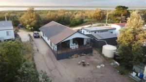 PIECE OF PARADISE, huge 4 bedroom haven