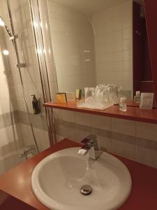 Hotels Hotel de Champagne : photos des chambres