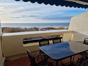 CNN Ulysse 1 - Appartement vue mer avec garage