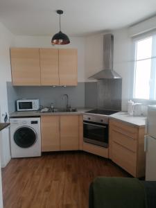 Chez la Rég- Aux pieds de la cathédrale