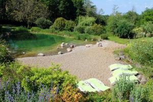 Maisons de vacances Maison de 4 chambres avec piscine partagee et jardin amenage a Saint Cybranet : photos des chambres