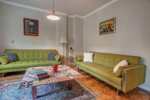 Sofia center, Shishman street bijou