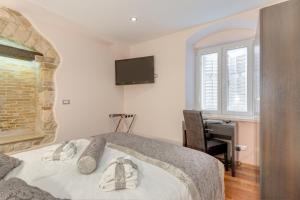 Palace Suites Heritage Hotel - Adults Only