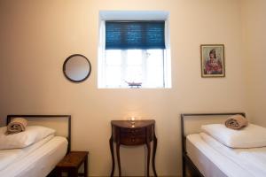 Twin Room with Shared Bathroom room in Sjávarborg