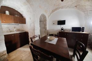 Trulli Arco Antico