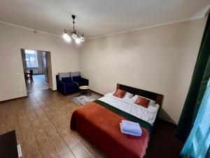 Old City Apartment with parking