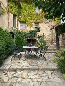 Appart'hotels Domaine Le Petit Hameau : Appartement Supérieur