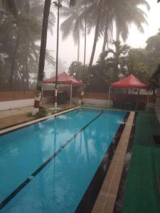 Parmar Farms,5bhk Pool Villa, Bhogwati river view , Pen bypass, near Mumbai