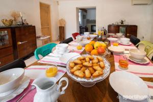 Maisons d'hotes Mas De Martinet : photos des chambres