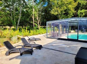 Villas Villa de 6 chambres avec piscine interieure jardin amenage et wifi a Carlux : photos des chambres
