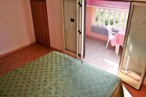 Apartamento de 3 dormitorios con balcón