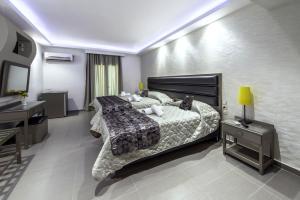 Superior Triple Room room in Pirofani