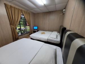 Hasina Resort @Sedili