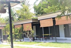 Hasina Resort @Sedili