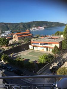 Igoumenitsa heart flats to let Mariasroom studios appart seaside-city Spyropoulos