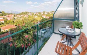 One-Bedroom Apartment In Trpanj