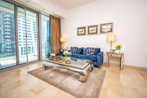 Stylish and Sleek 1 Bed + Study near the JBR beach