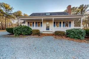 Stevie, the Cape Farmhouse - West Chatham