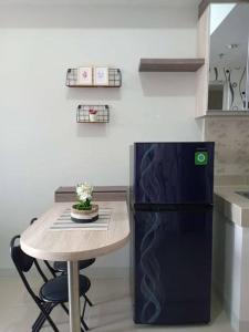Apt Vasanta Innopark 1BR Lindera By Damaresa
