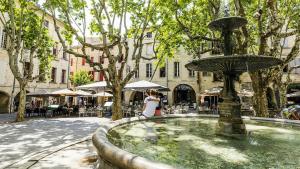 Villas Magnifique Villa avec Piscine et au Calme, Proche Avignon : photos des chambres