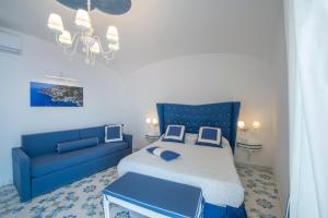 Quadruple Room with Balcony and Sea View room in Open Gate