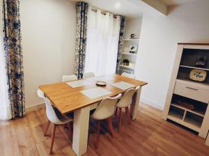 Apto Ramón y Cajal,1- Céntrico y cerca de Playa San Lorenzo-3hab garaje opc