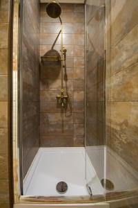 Self Check-in Apartments near Landscape Alley