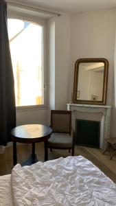 Grand corps de ferme à la rue Messire Etienne 89113 Neuilly Valravillon