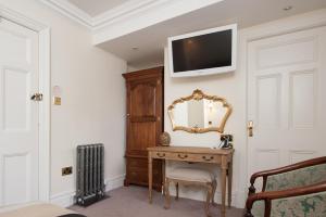 Single Room room in Dalston Hall Country House
