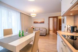 Rezydencja Park Rodzinna Apartament Flores Mielno