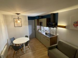 Appartements Studio sur le Domaine du Golf de Pont Royal : photos des chambres
