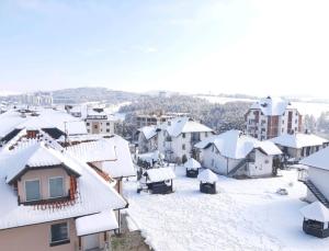 Narcis 17 - novonamesteni apartman sa prelepim pogledom na Tornik