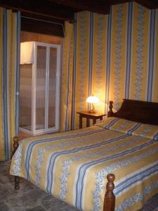 B&B / Chambres d'hotes Auberge de l'Abbatiale : photos des chambres