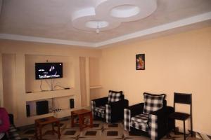 Lux Suites Mara Holiday Homes