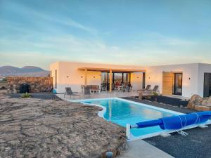 Villa Tabaiba en Lajares con Piscina - 4hvězdičkové hotely ve městě Lajares