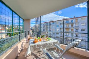 Appartements Appartement Liberation - Happy Rentals : Appartement avec Terrasse