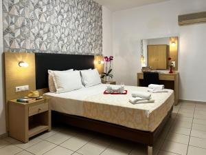 Caravel Hotel Apartments