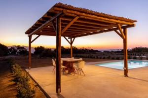 Bamboo Villa Naxos