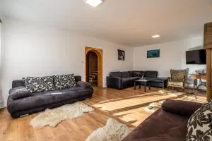 Chata Na Brzysku Pod Białką - Gronków