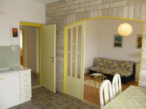 Apartment in Bol with sea view, balcony, air conditioning, WiFi 3416-2