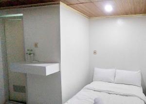 Guest House Kembar Syariah Semarang RedPartner